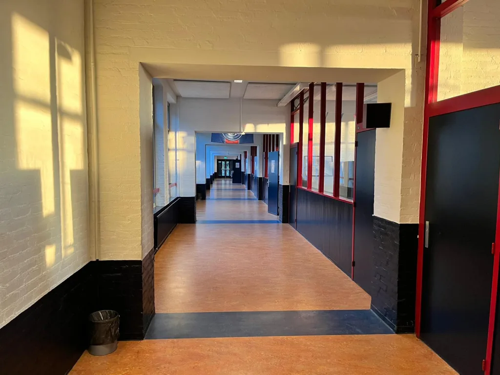 Professioneel vloeronderhoud voor bedrijfsvloeren